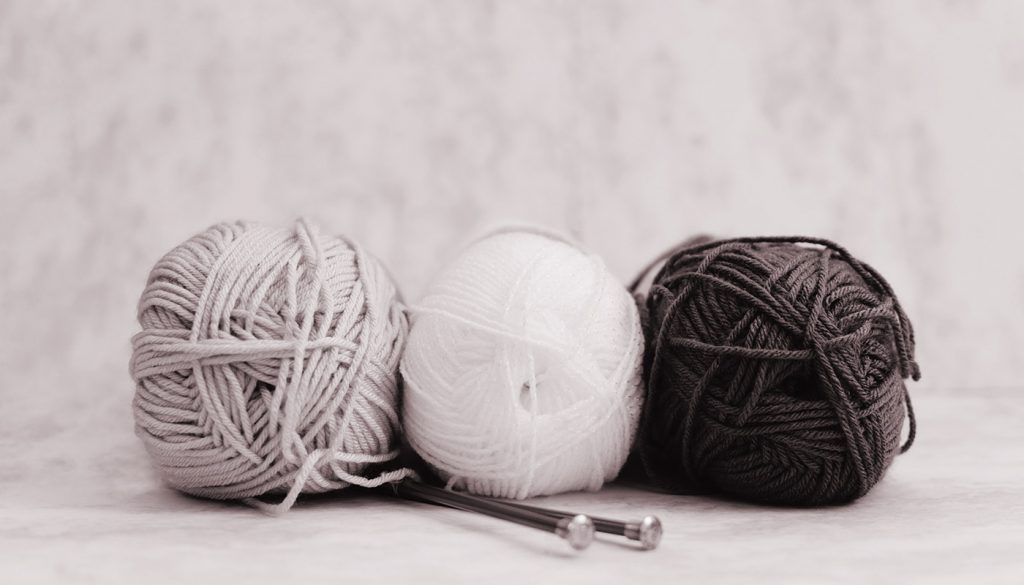 Knitting Needles & Yarn Balls